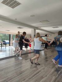 Dzieci i dorośli ze Stowarzyszenia na wycieczce