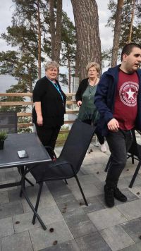 Dzieci i dorośli ze Stowarzyszenia na wycieczce